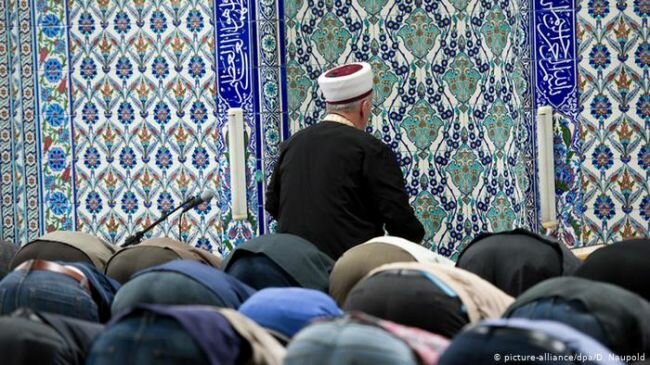 #ألمانيا : الحكومة نعتزم إلزام أئمة المساجد تعلم الألمانية