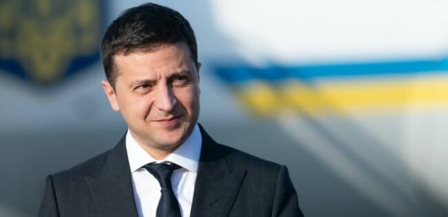 الرئيس الأوكراني يأمر بنقل نظام إدارة الدفاع في أوكرانيا إلى معايير الناتو