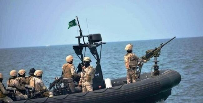 حرس الحدود : إجبار ثلاثة قوارب إيرانية على العودة بعد دخولها المياه السعودية