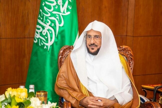 آل الشيخ يصدر قرار بإنشاء إدارة لشؤون المتبرعين لإعمار المساجد في ديوان الوزارة