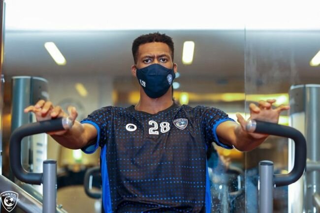 الهلال يعلن إصابة الثلاثي "محمد جحفلي، محمد كنو، محمد الكنيدري" بفيروس كورونا