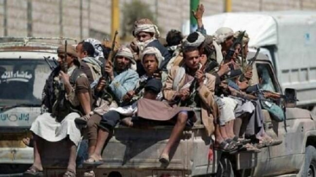 مقتل وإصابة 12 مدنياً بينهم نساء وأطفال بقذائف مليشيا الحوثي الإرهابية شمالي محافظة تعز