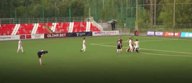 لاعب روسي يحكم عليه بالسجن الإجباري و العمل 100 ساعة .... تعرف على الأسباب !!