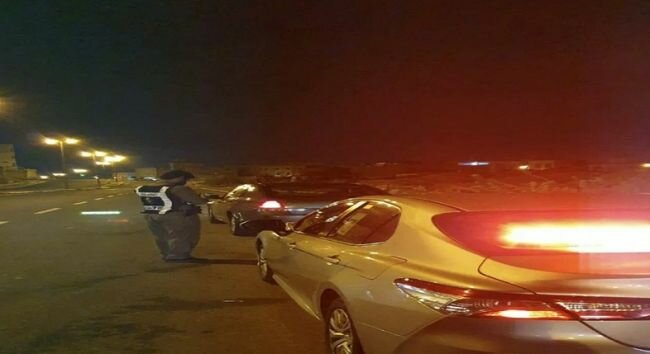 مرور الطائف: القبض على قائد مركبة يسير بسرعة متهور معرضاً حياته وحياة الأخرين للخطر مرور الطائف: القبض على قائد مركبة يسير بسرعة متهور معرضاً حياته وحياة الأخرين للخطر