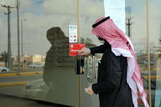 أمانة القصيم تنفذ "4420" جولة رقابية وتغلق "62" منشأة مخالفة أمانة القصيم تنفذ "4420" جولة رقابية وتغلق "62" منشأة مخالفة