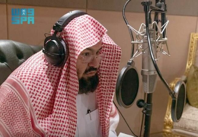 السديس يدشن مشروع تسجيل تلاوات أئمة الحرمين الشريفين للمصحف الشريف السديس يدشن مشروع تسجيل تلاوات أئمة الحرمين الشريفين للمصحف الشريف