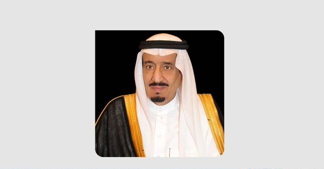 إنفاذًا لتوجيهات خادم الحرمين .. تمديد صلاحية الإقامة وتأشيرات الزيارة و الخروج والعودة دون مقابل