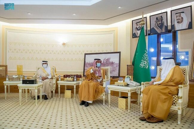 أمير القصيم يستقبل معالي وزير الإسكان والشؤون البلدية والقروية