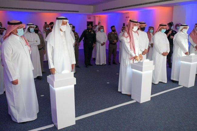 وزير الصحة ينوه بأهمية منزل "منتصف الطريق" بالدرعية وزير الصحة ينوه بأهمية منزل "منتصف الطريق" بالدرعية