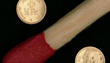 أصغر عملة ذهبية في العالم تم سكها في سويسرا