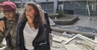 بالصور إصابة اللبنانية " #يارا_خواجه " المتحدثة بإسم الصليب الأحمر في اليمن